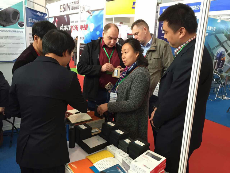 贏勝愛(ài)耳聲學(xué)閃耀2017中國(guó)（北京）國(guó)際噪聲振動(dòng)控制及新材料展