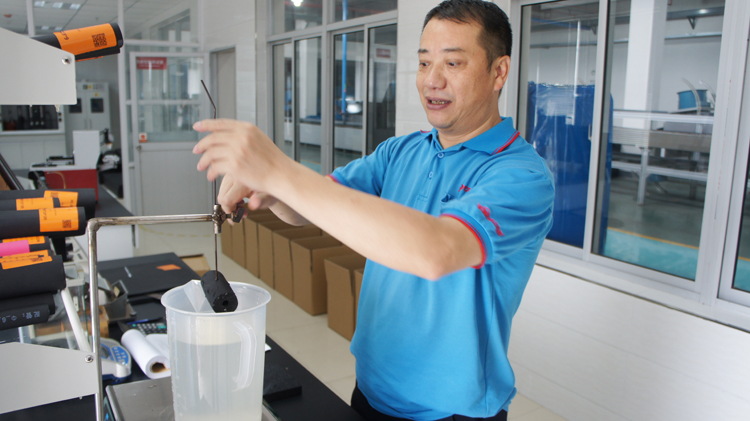 贏勝節(jié)能 橡塑保溫材料 class0 class1 復合橡塑保溫材料 橡塑保溫管 橡塑保溫板 外墻保溫 殼寶U-PVC管道外護 玻璃棉 愛耳聲學 隔聲降噪材料